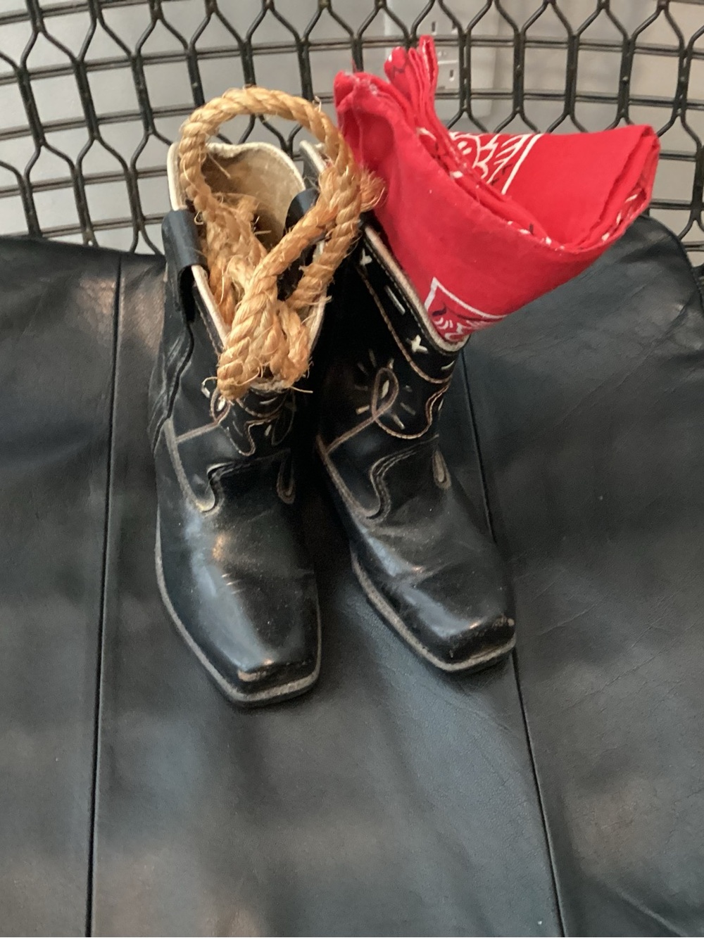 Vtg. 19668-1970 “Texas Brand” Boot Co. children’s boots. Black leather with